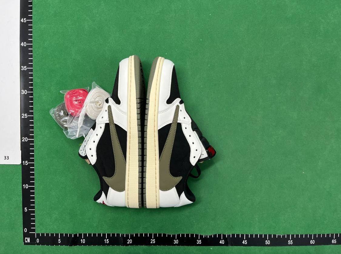 Jordan x Travis Scott Air Jordan 1 High OG SP  -1