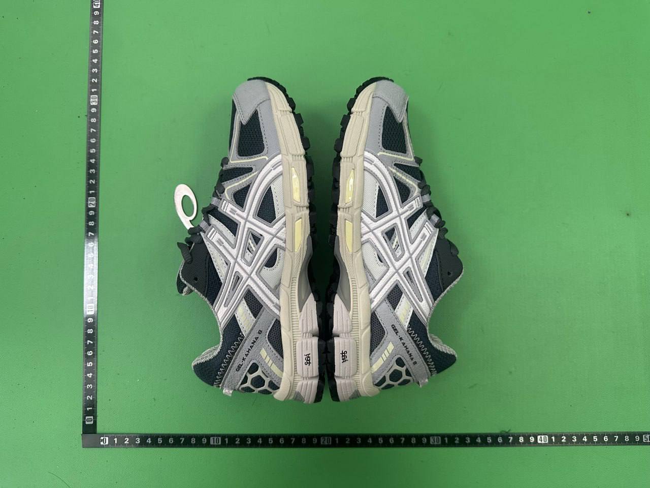 ASICS Gel-Kahana 8 -1