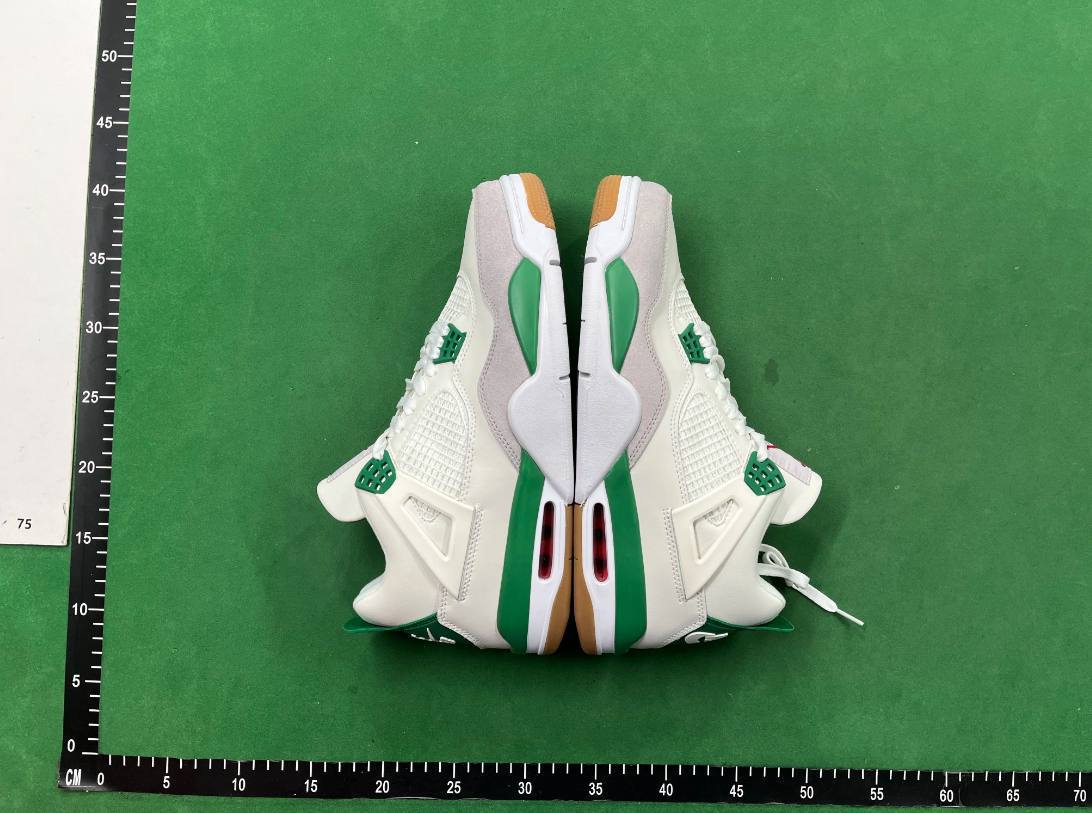 Nike Air Jordan 4 -3