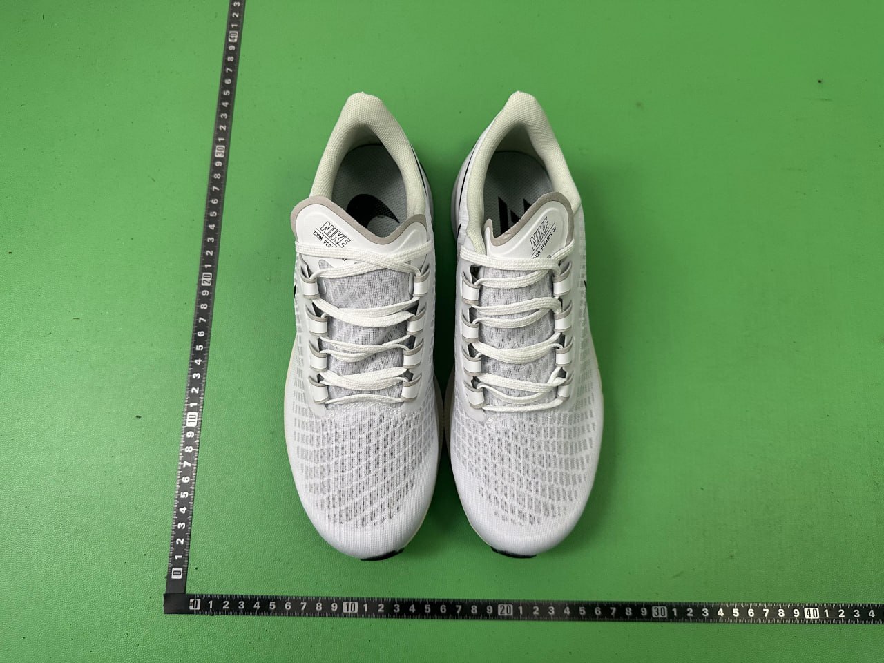 Nike - Air Zoom 37 -1