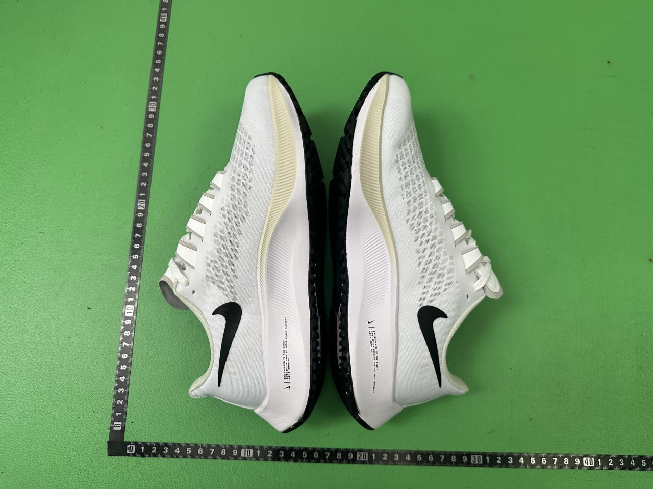 Nike - Air Zoom 37 -3