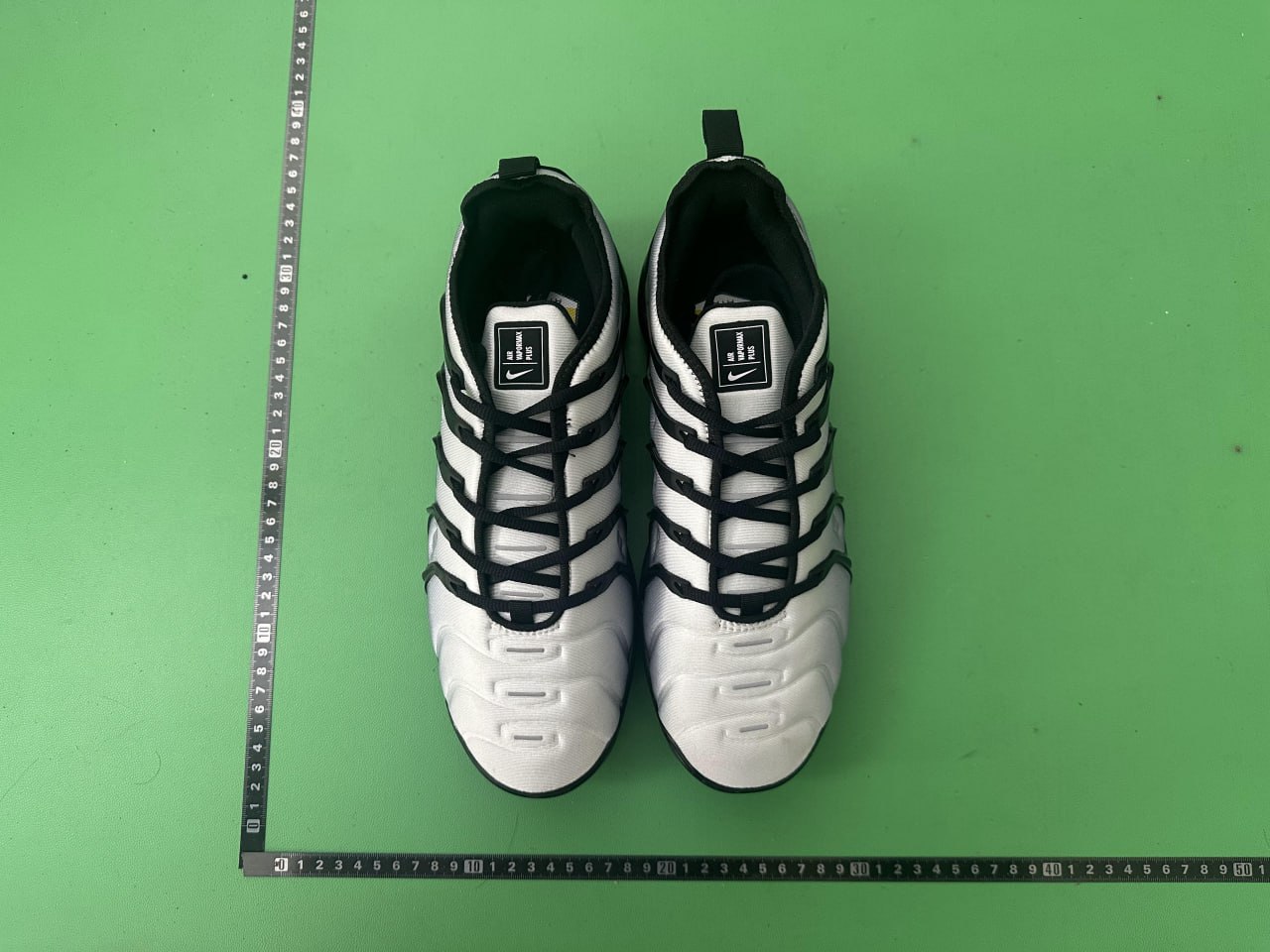 Nike Air VaporMax Plus -1