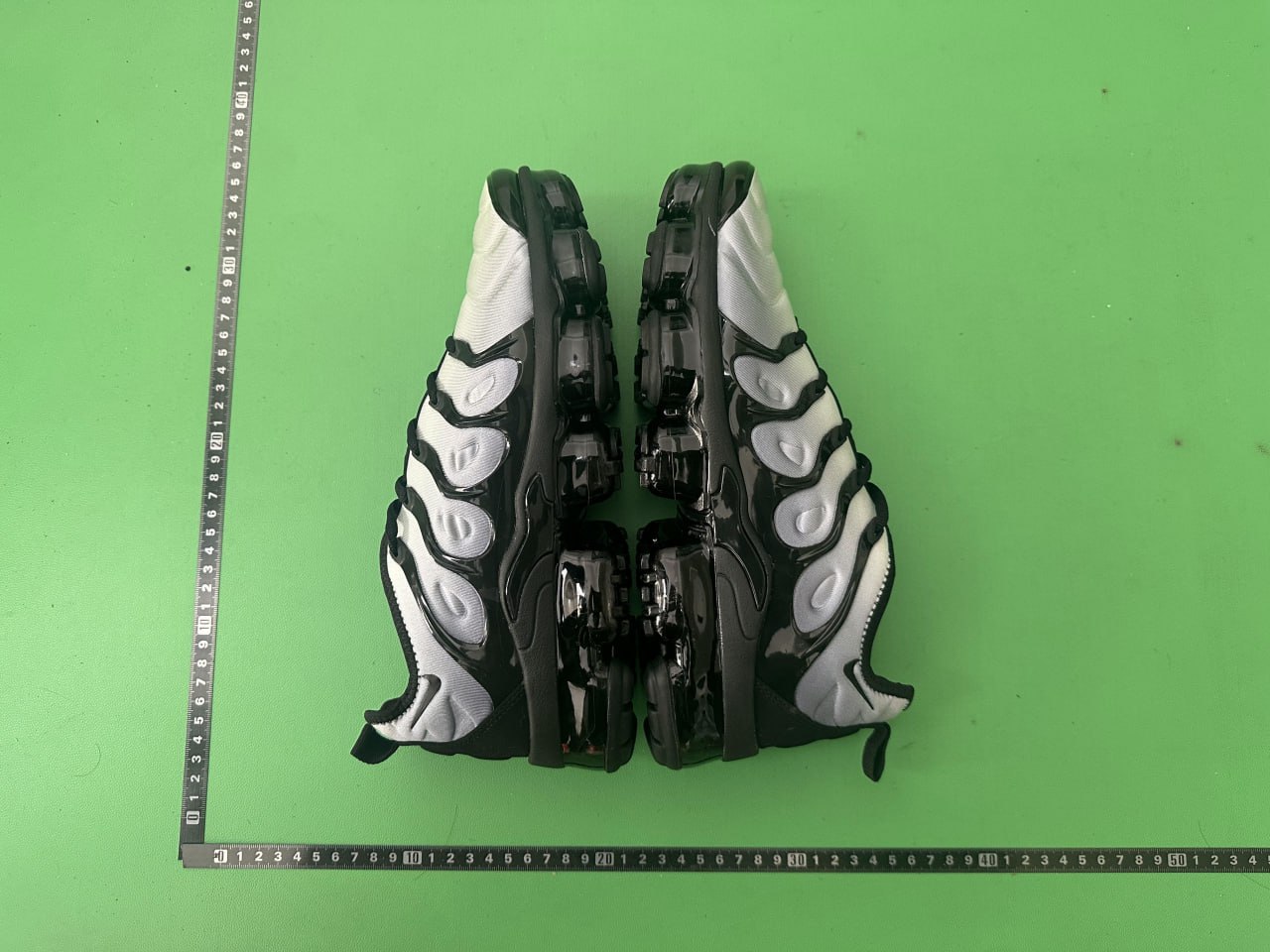 Nike Air VaporMax Plus -2