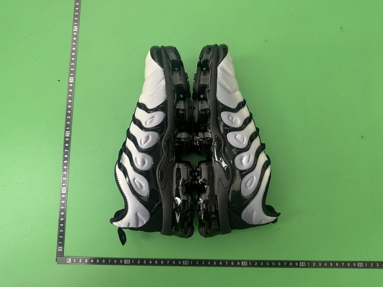 Nike Air VaporMax Plus -3