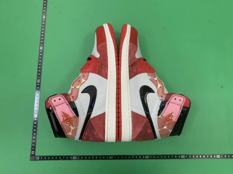 Nike Air Jordan 1 -1