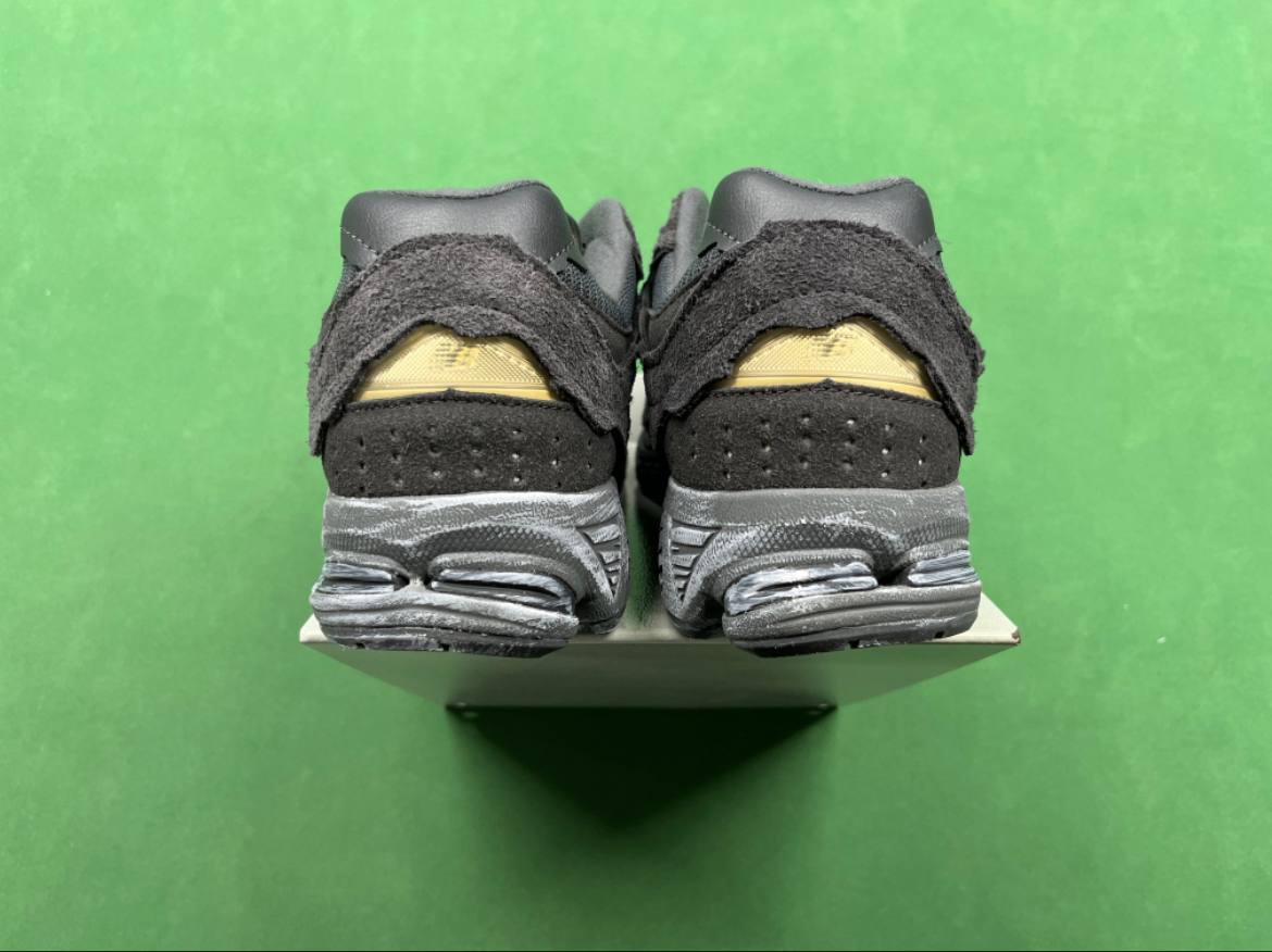New Balance - 2002R  -2