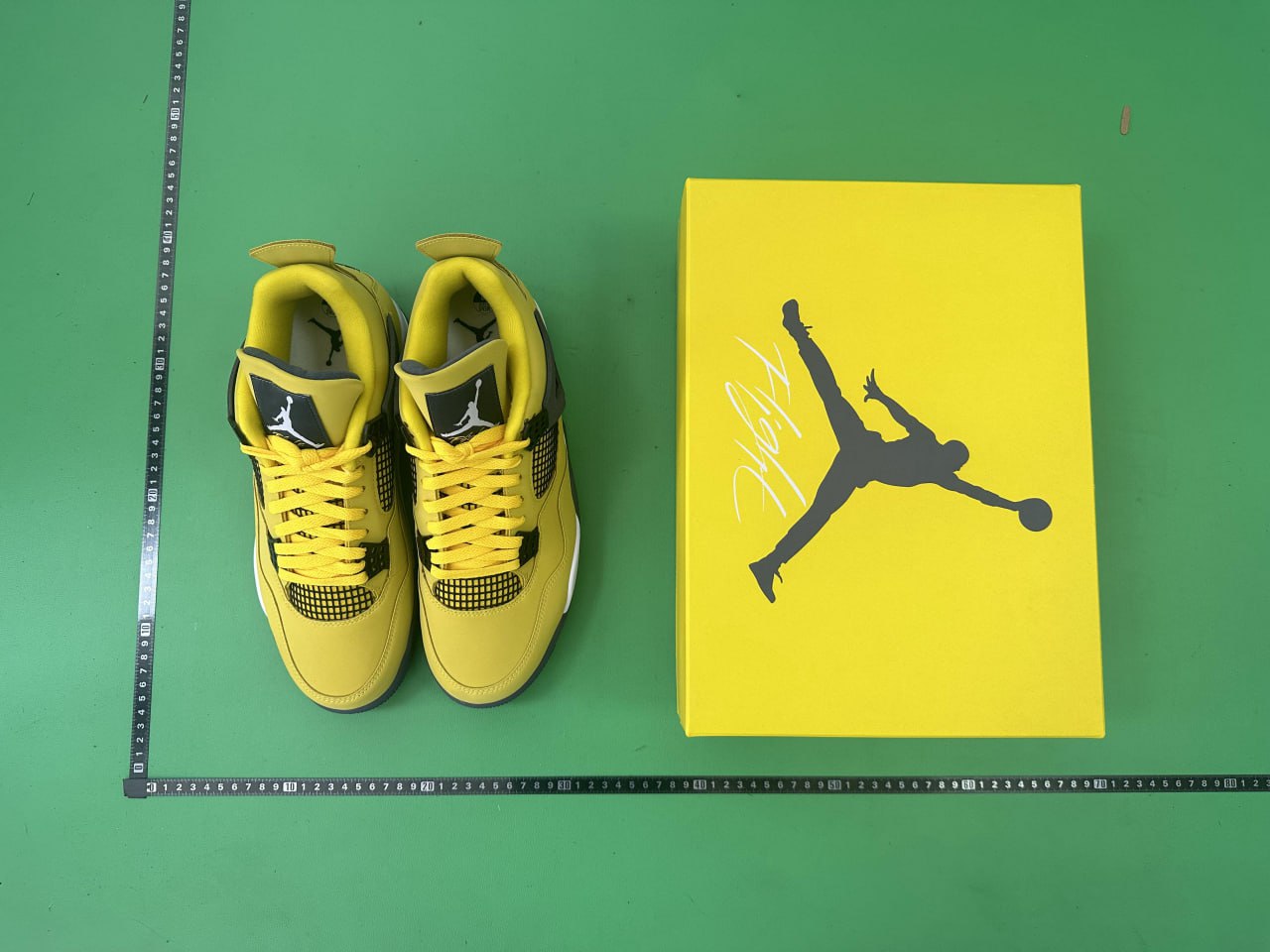 Nike Air Jordan 4 -3