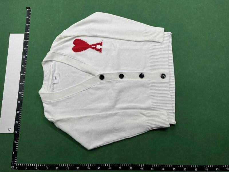  A M I    jumpers -1