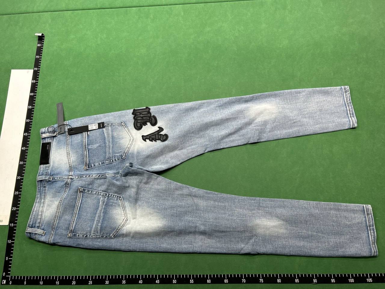 fashionable jeans -1