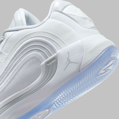 The Jordan Luka 4 “Pure Money” Signals Fresh Start For Star And Squad(图4)