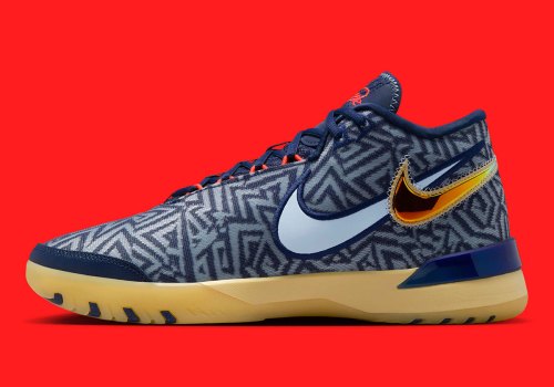 The Nike LeBron NXXT Genisus Approaches An “Olympics” Look(图1)