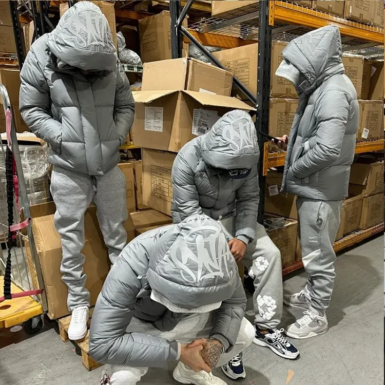 'Gray Puffer Jacket and Sweatpants Set'