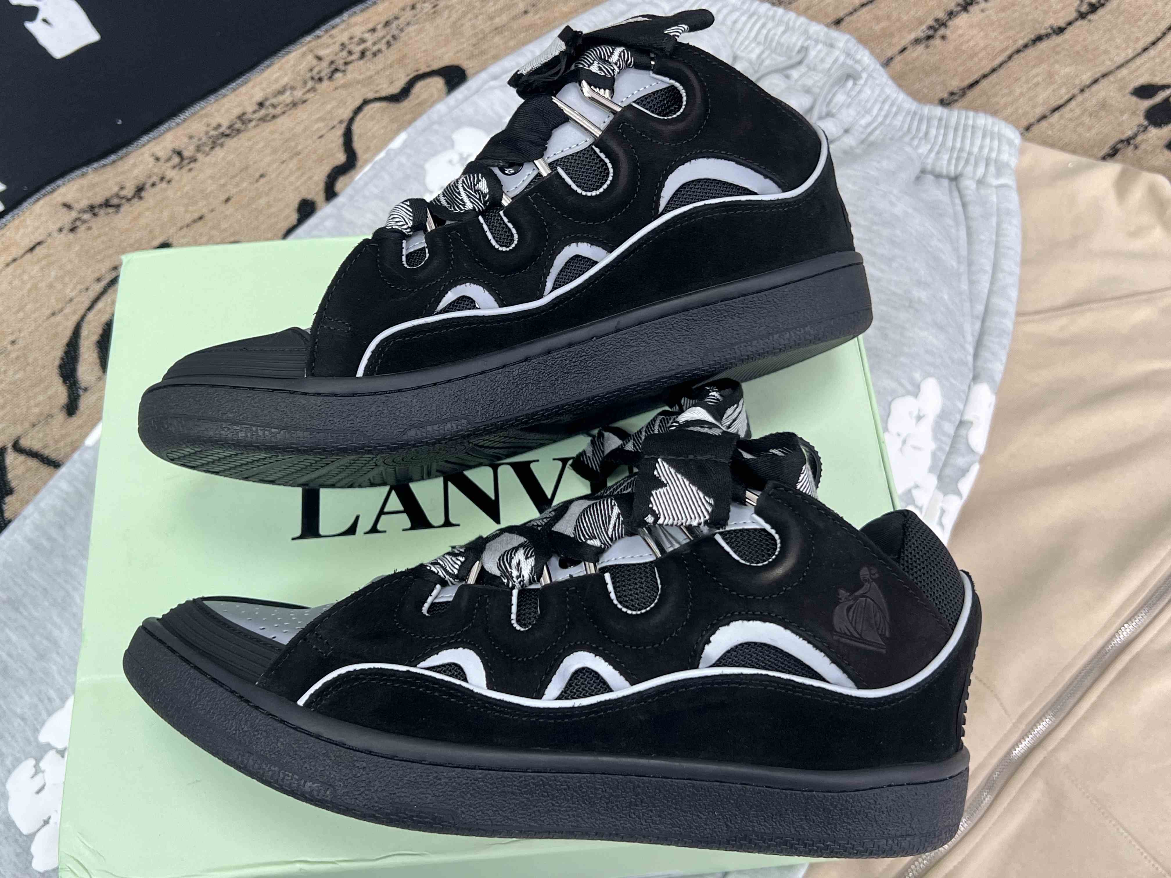 4 (2)_compressed.jpg